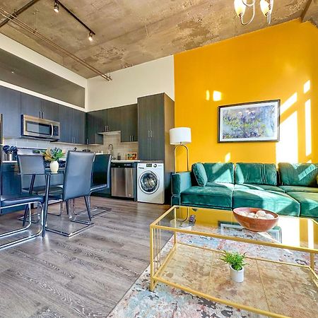 Spacious 2Br Vacation Rental With City View, Optional Parking And Gym Near Mccormick Place & Downtown Chicago Attractions Екстер'єр фото