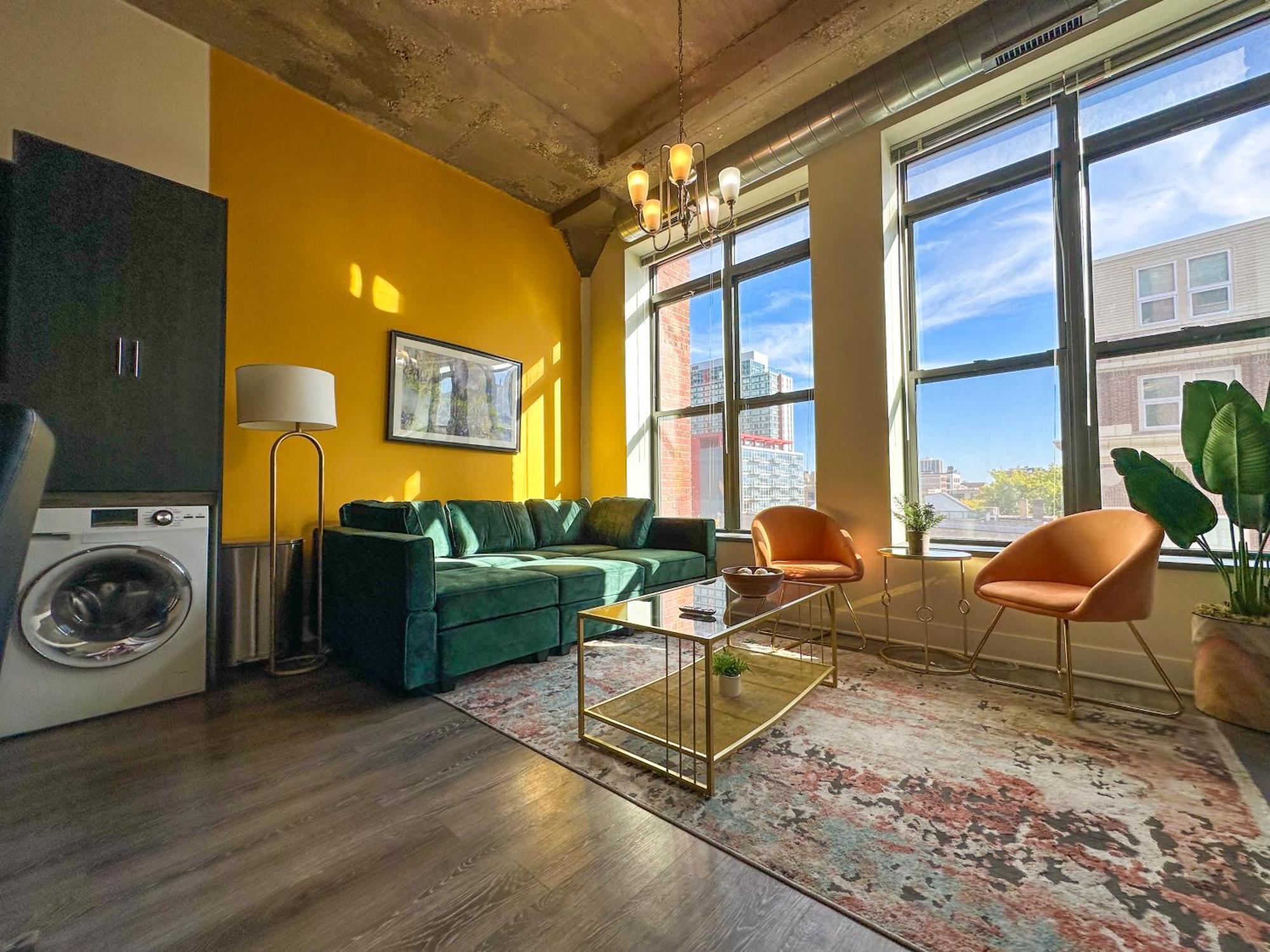 Spacious 2Br Vacation Rental With City View, Optional Parking And Gym Near Mccormick Place & Downtown Chicago Attractions Екстер'єр фото